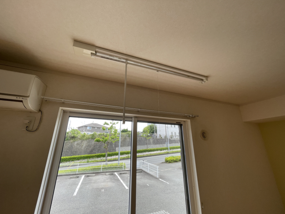室内物干し完備なので、1階でも安心して干せますね。