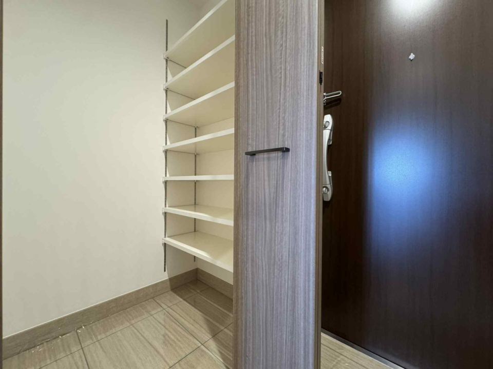 玄関先のシューズクローク