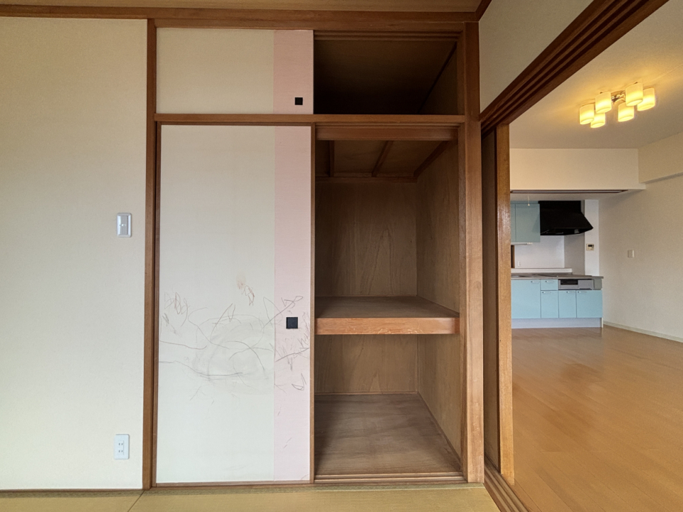 この和室には押入が1ヶ所