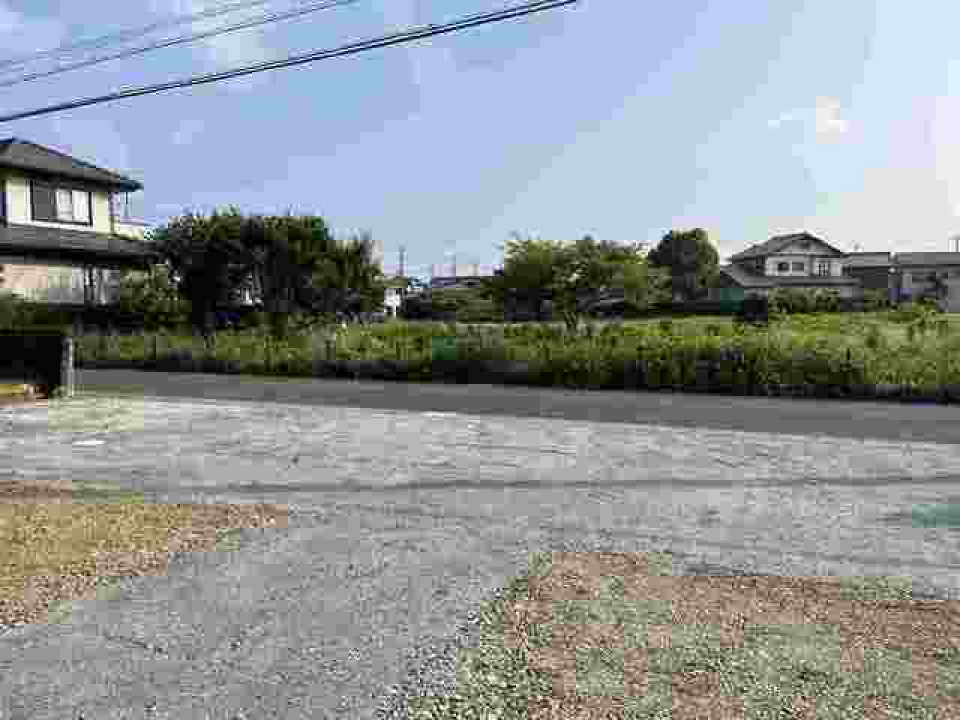 建物前面道路