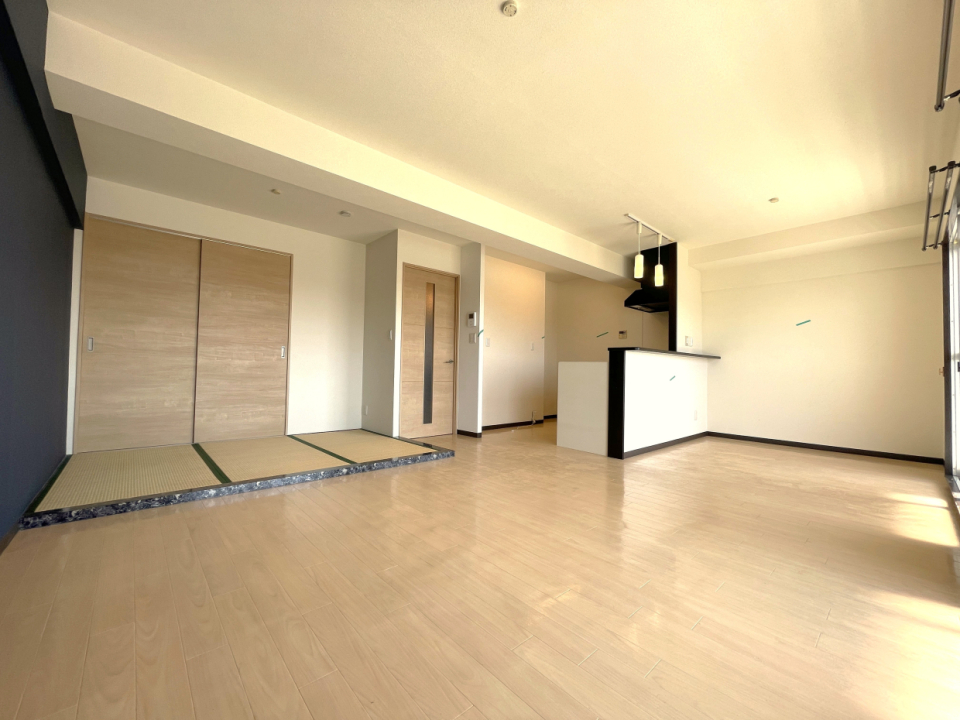 そう、なんとこのお部屋畳付き。