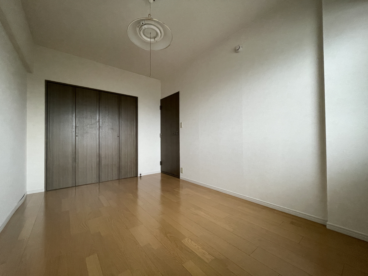 このくらいあればベットやデスクを置いても余裕がありそう