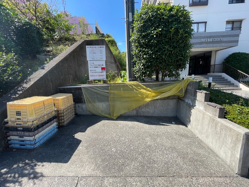 ゴミ捨て場も敷地内にあるので忙しい朝でもすぐに出せます