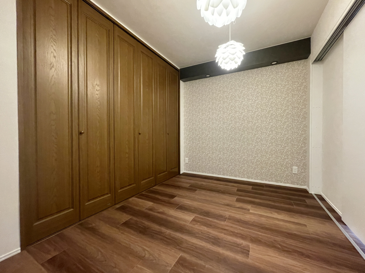 LDKのお隣にある6帖の洋室