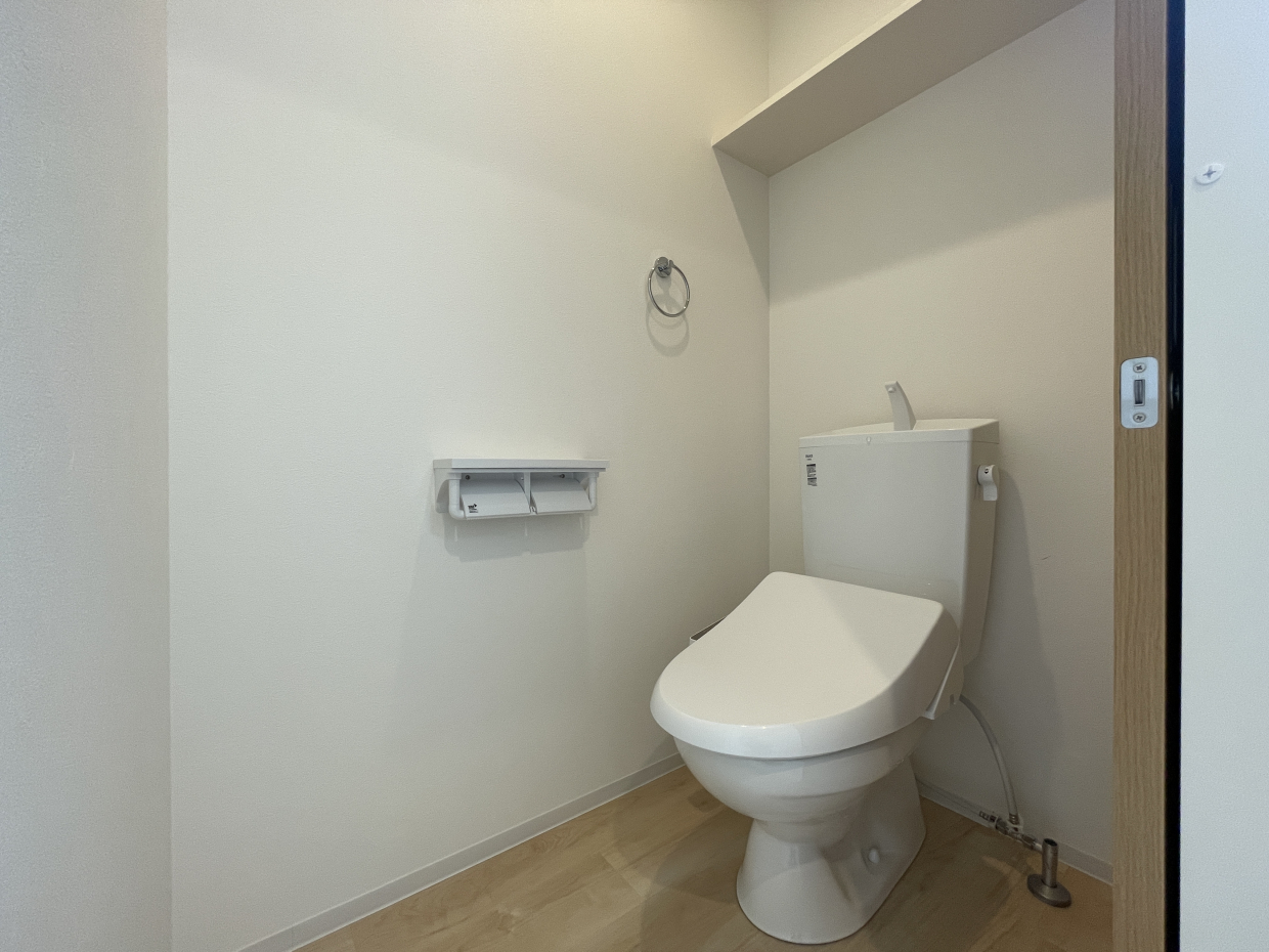 ウォシュレット付きのお手洗い