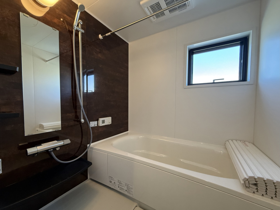 浴槽は一坪風呂以上！