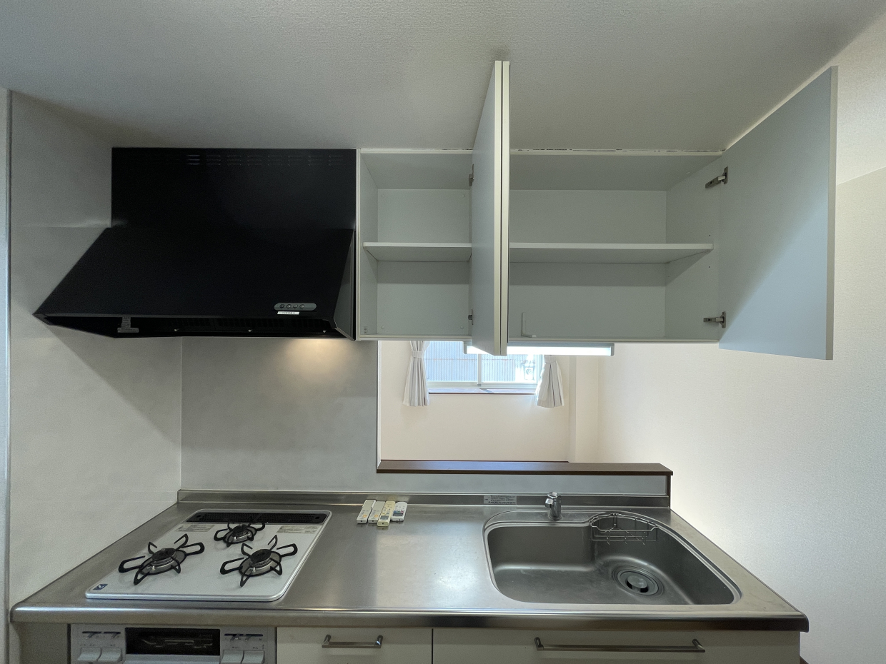 吊戸棚までついていて収納力があります