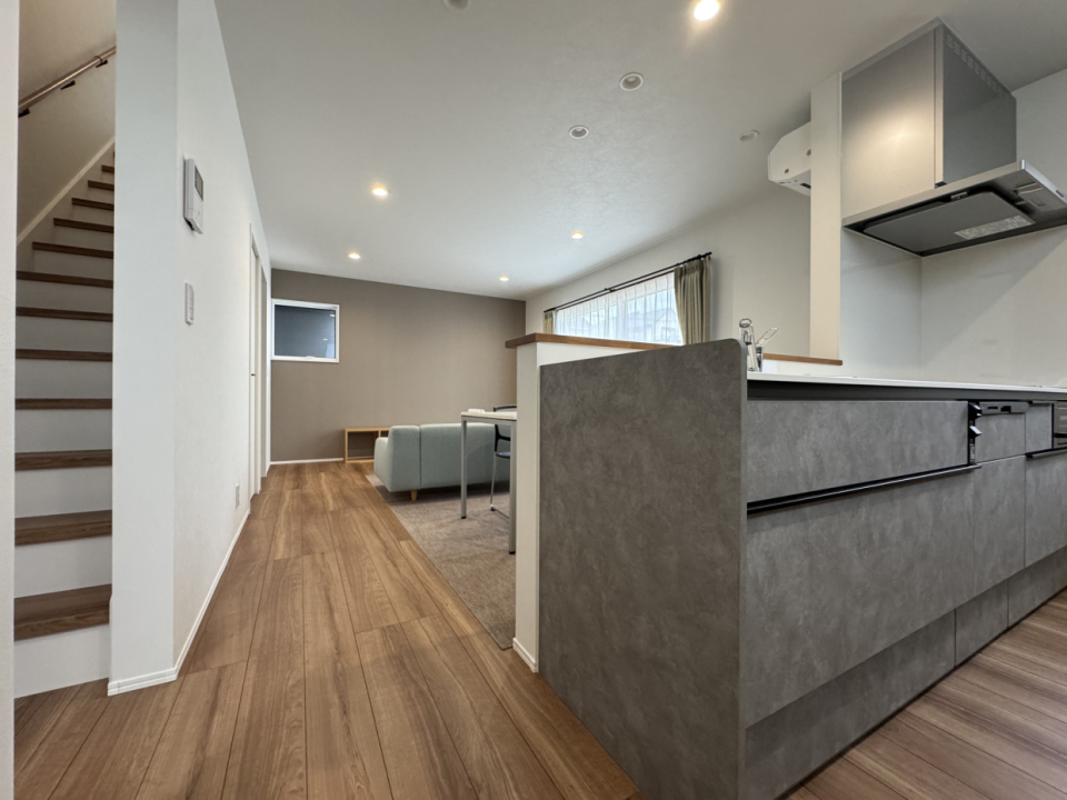 リビングから2階にあがれるのはうれしい