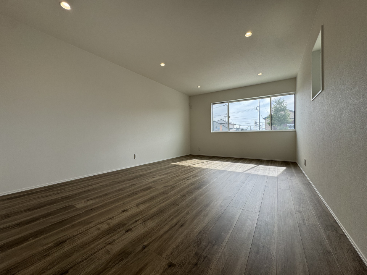 1階にある12帖のホール的なお部屋。広い！