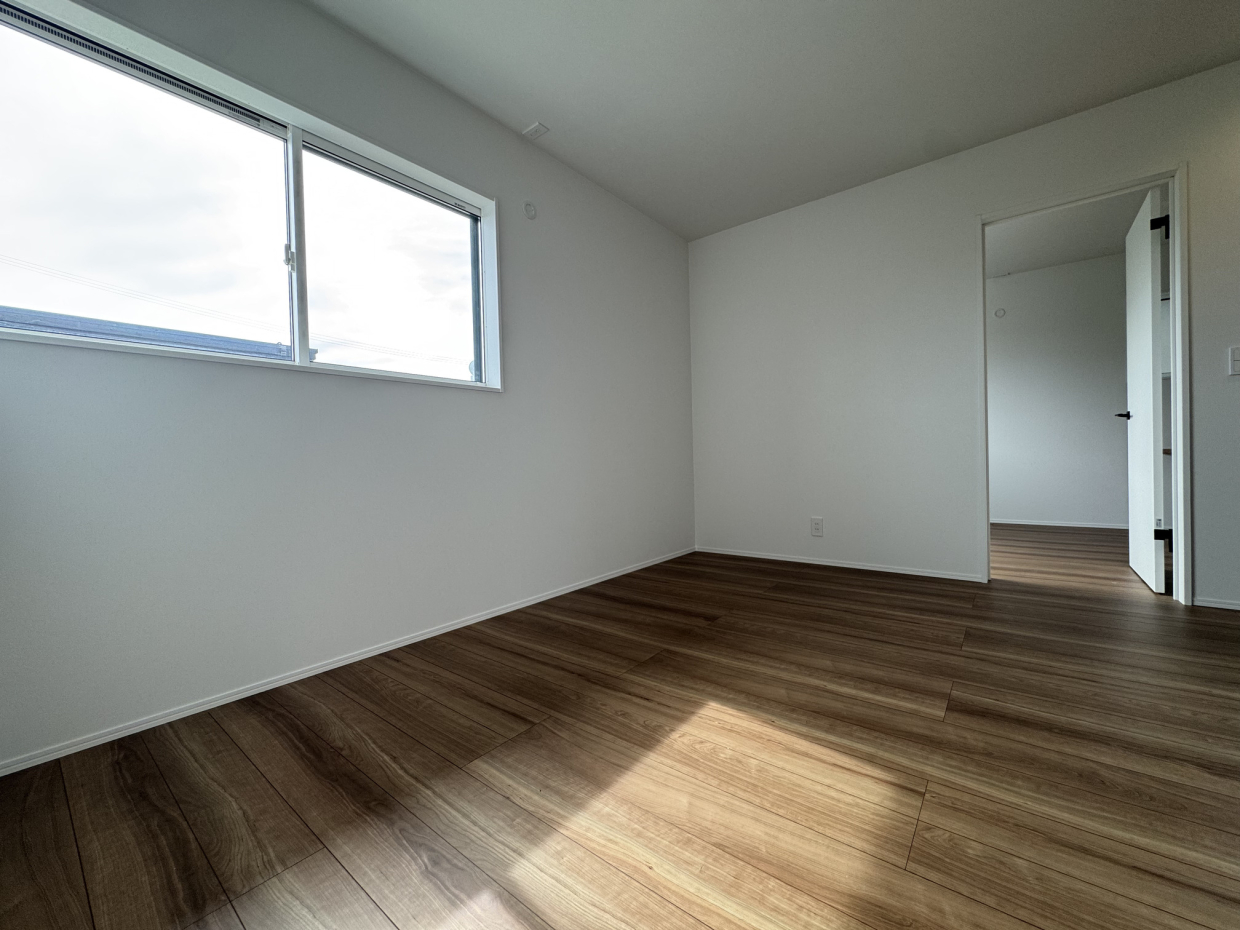 2階には6畳ほどのホールがあり、ここの活用も面白い