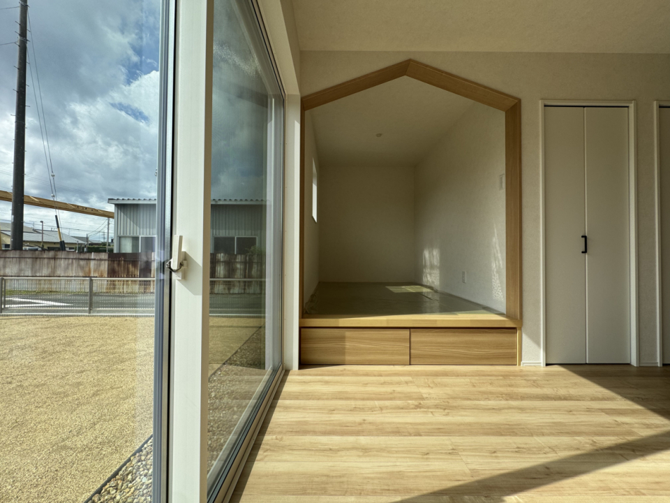 3帖の畳スペースは屋根部分が三角になっていてかわいいデザイン