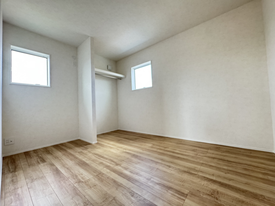 こちらも洋室。子供部屋にどうぞ