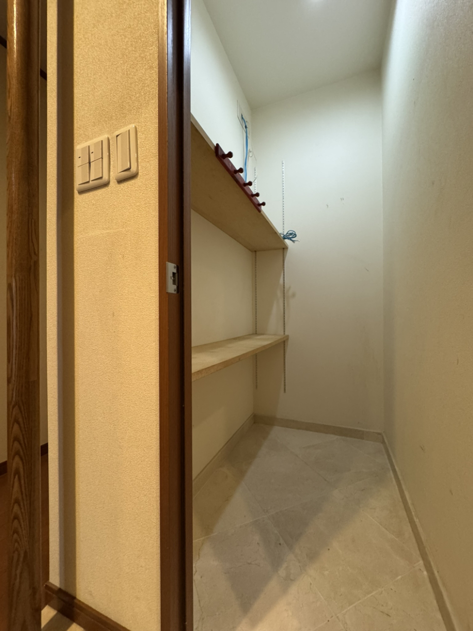 シューズクローク