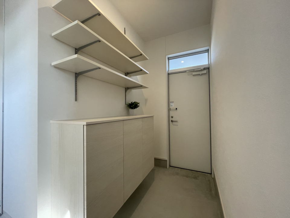 玄関も収納いっぱい
