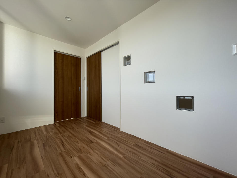 オシャレな飾り窓