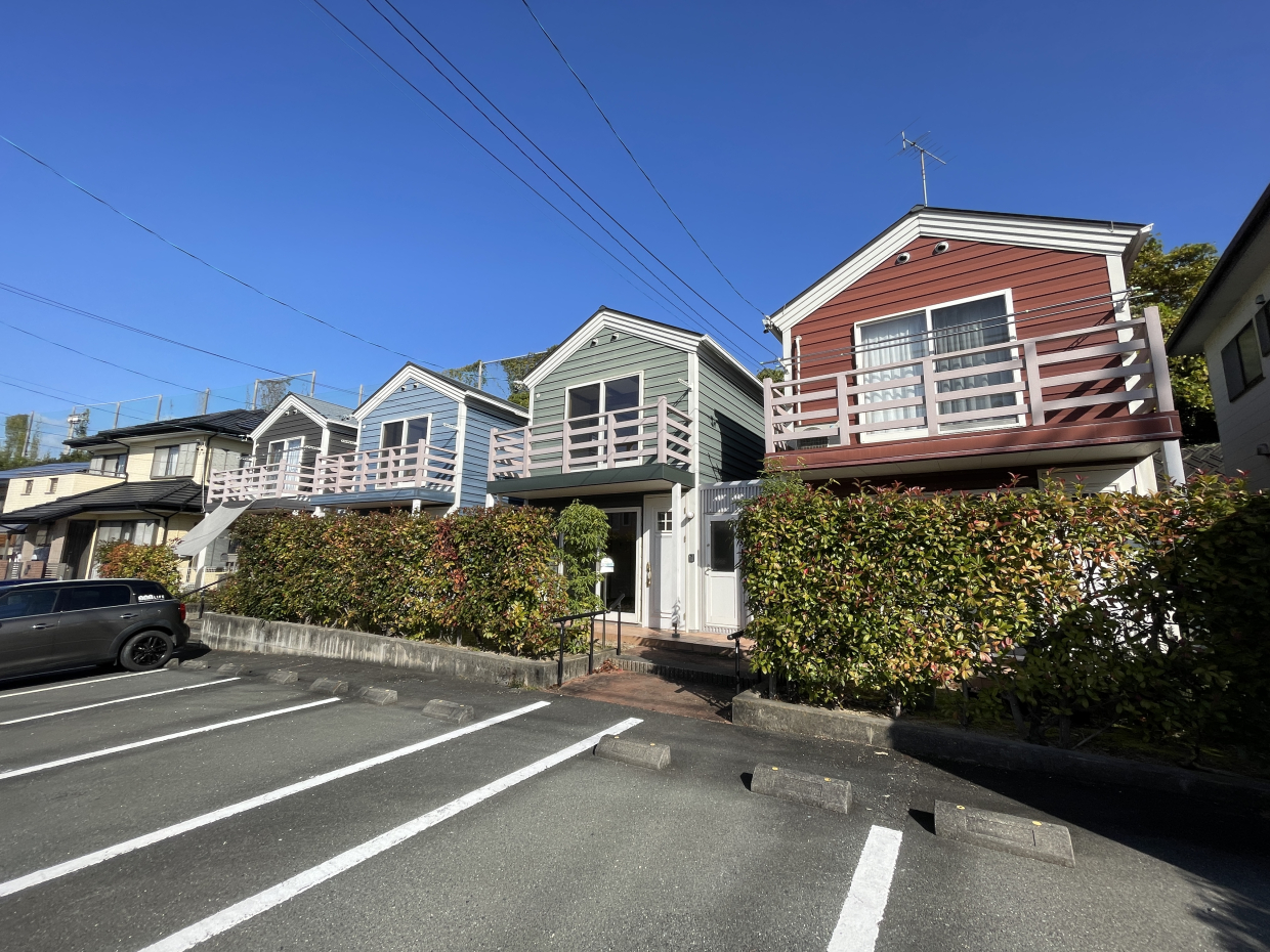 かわいいお家が横並び