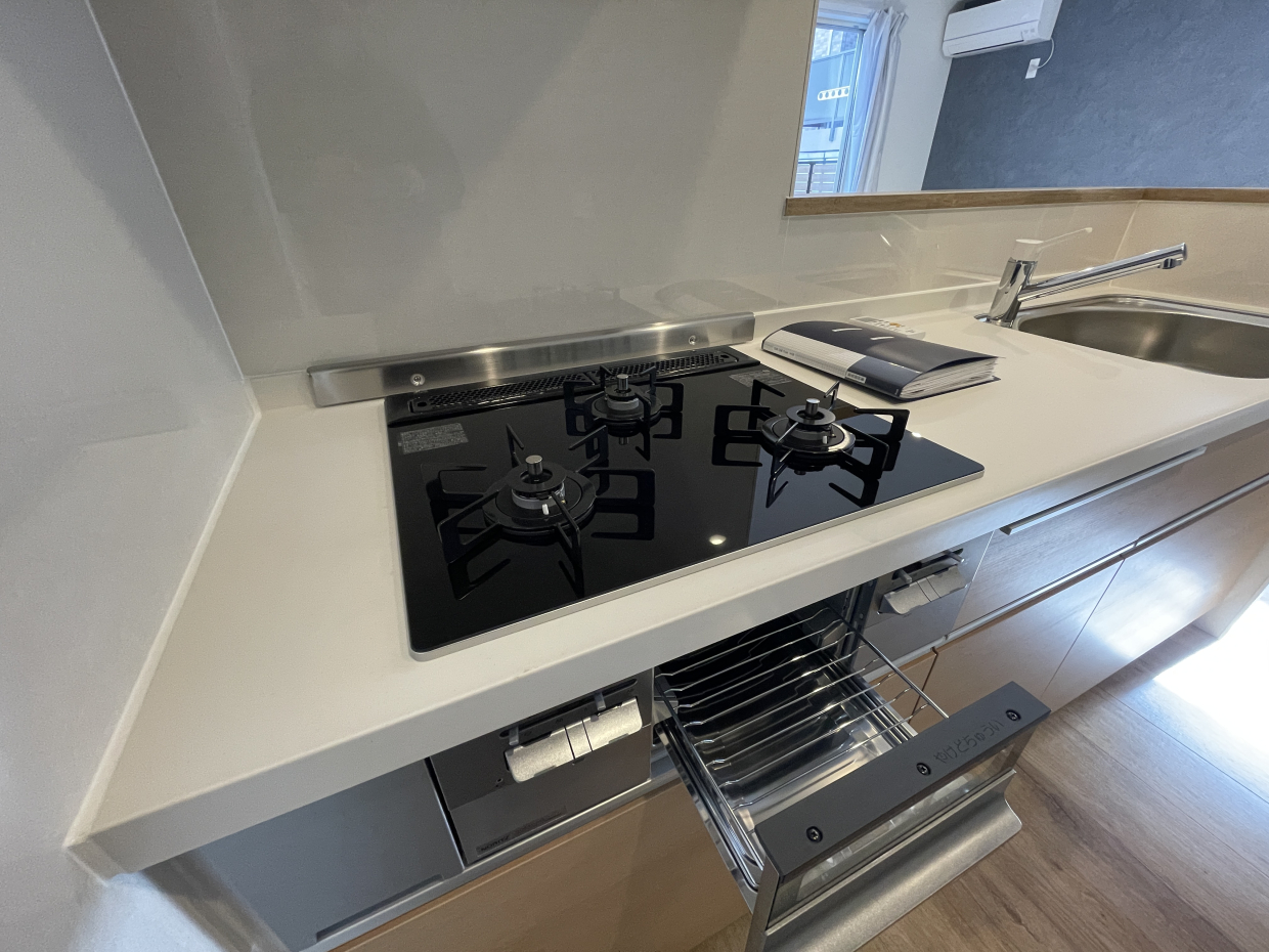 ピカピカ3口コンロ