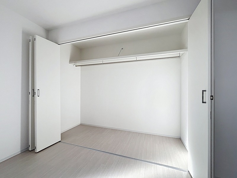 クローゼットも大き目でいいですね