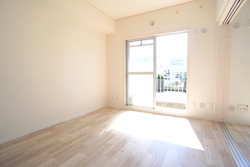 LDKに隣接された6帖の洋室