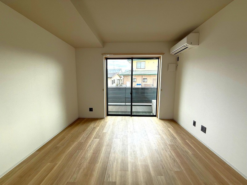 バルコニーはこちらから