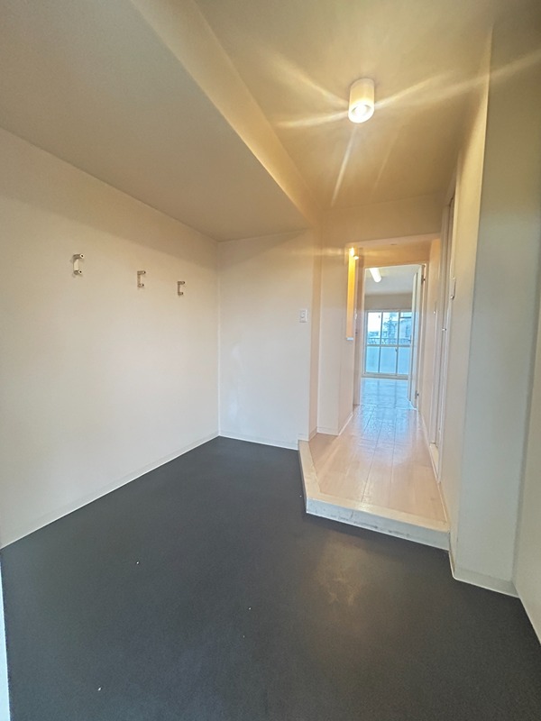 家の中にはあげたくないような荷物はこちらへ