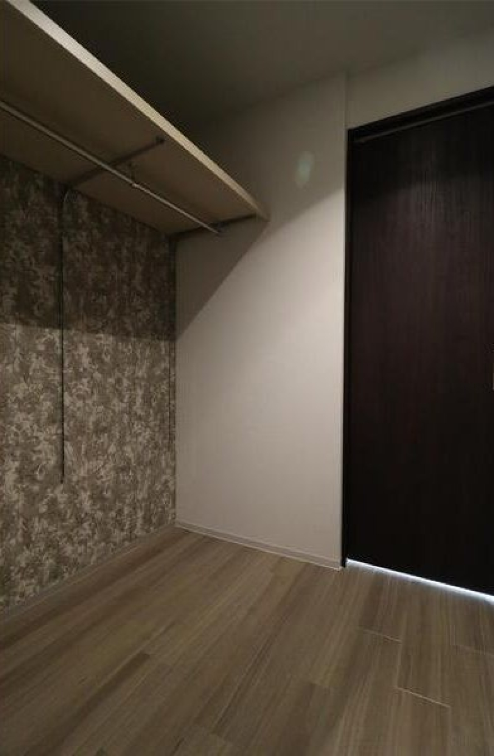 嬉しいウォークインクローゼット付きです！