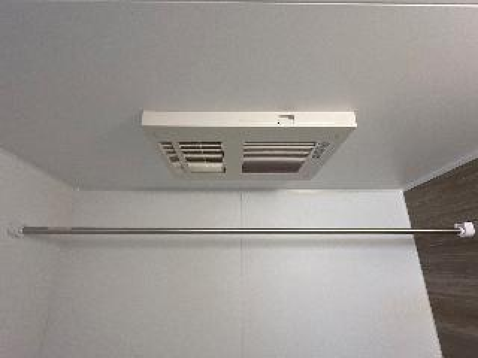 浴室乾燥機付き