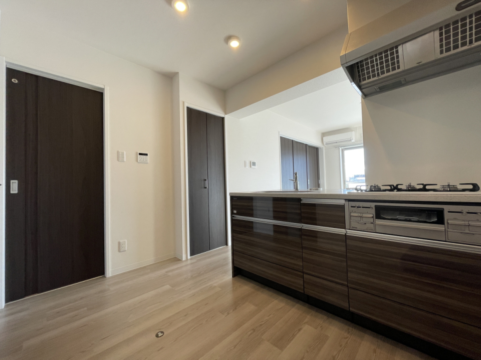 ずっしり立派なキッチン