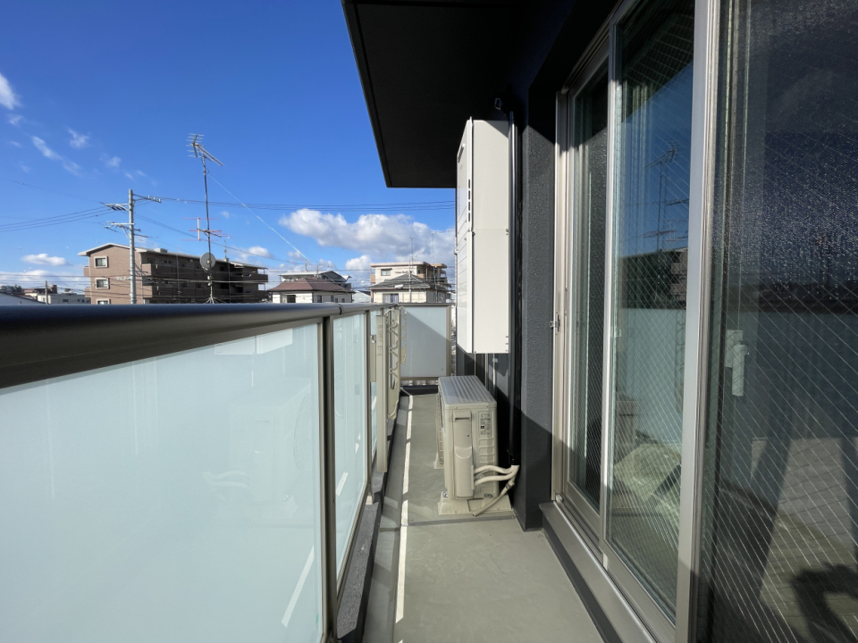 2部屋続きのバルコニーは広いです