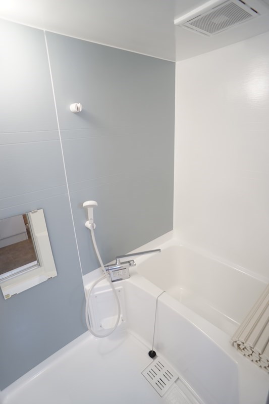 浴室は爽やかな感じ