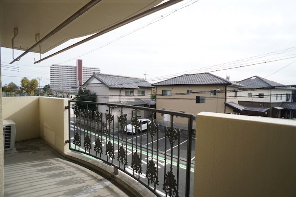 バルコニーは両面にあります！