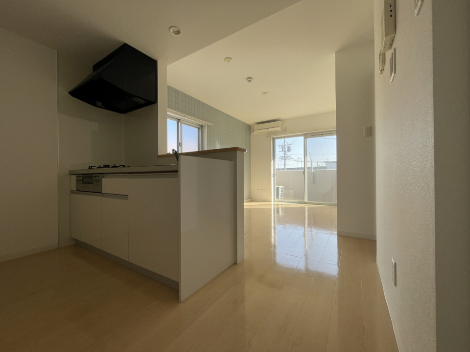 LDKから出ずにトイレ、お風呂が完結できる造りです