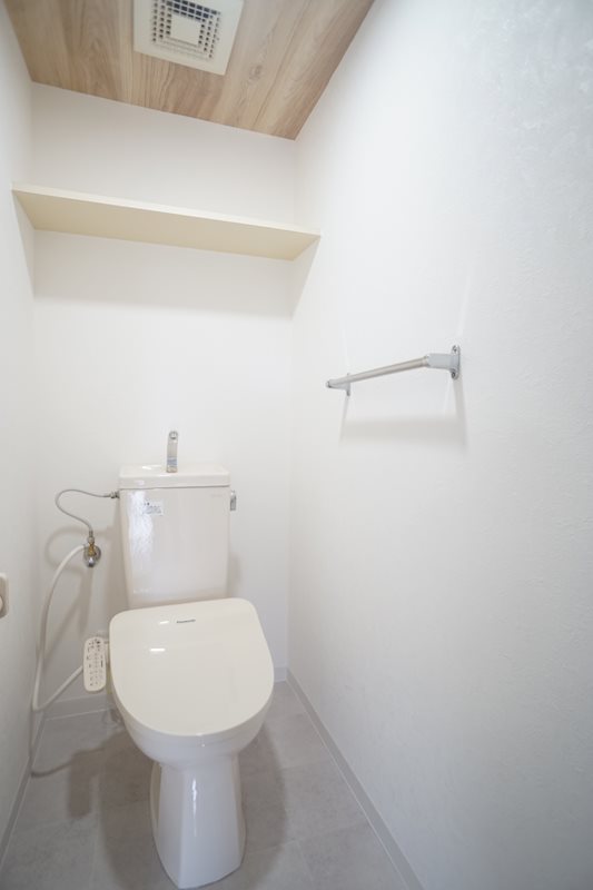 トイレも清潔感たっぷり