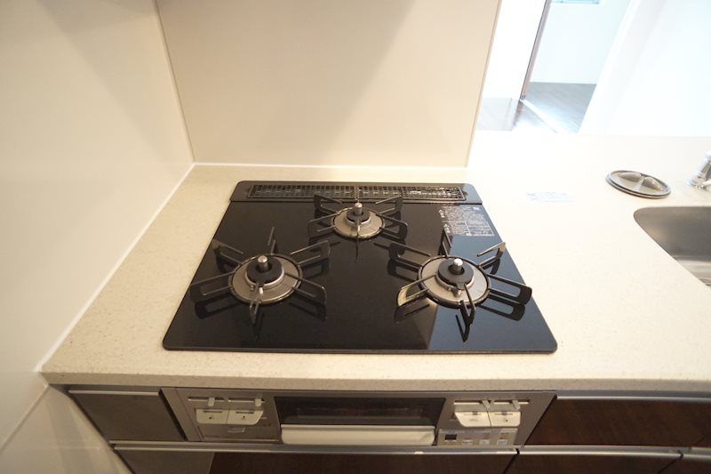 3口ガスコンロでお料理もはかどる！