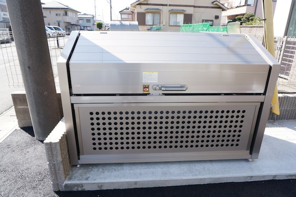 敷地内ゴミ置き場