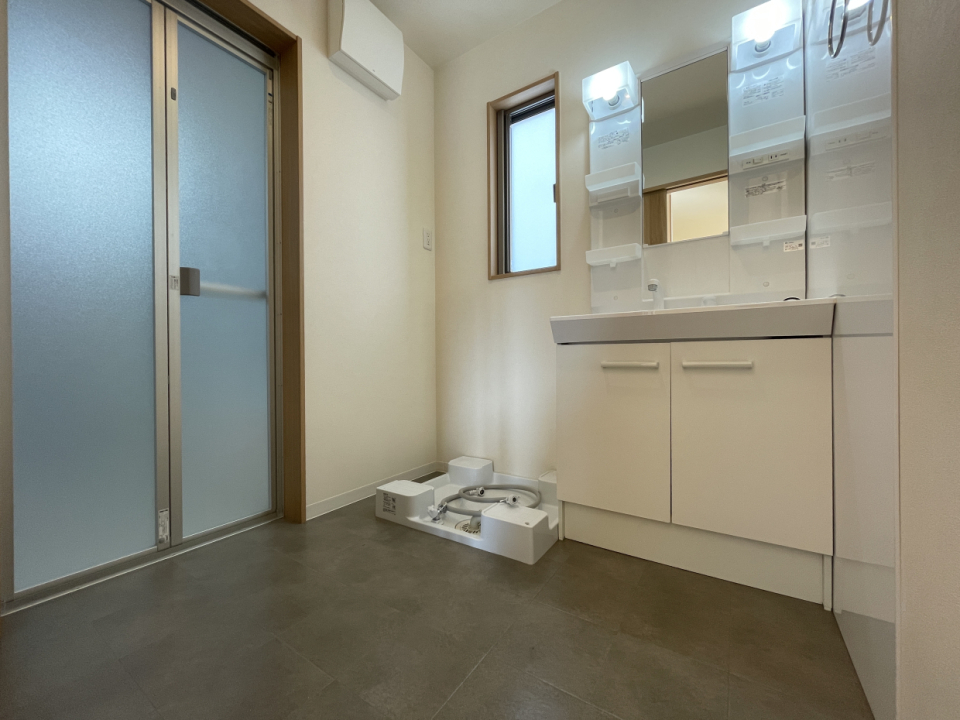 脱衣所が広い洗面スペース