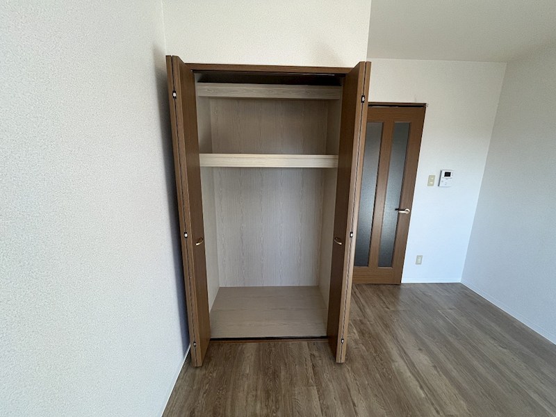 収納はこちらへ