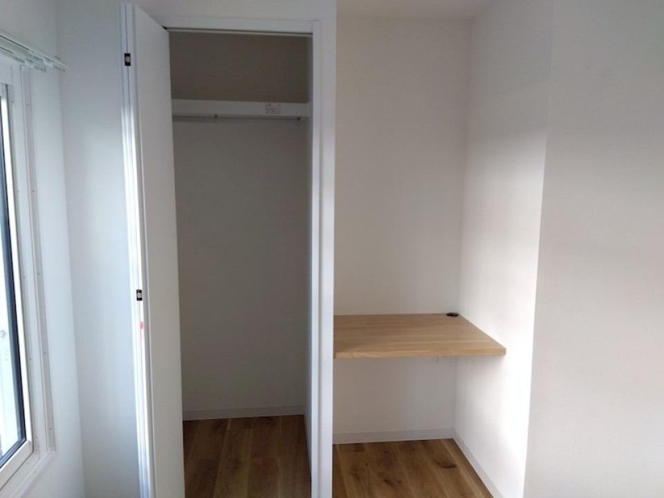 5帖の洋室にも収納が2箇所