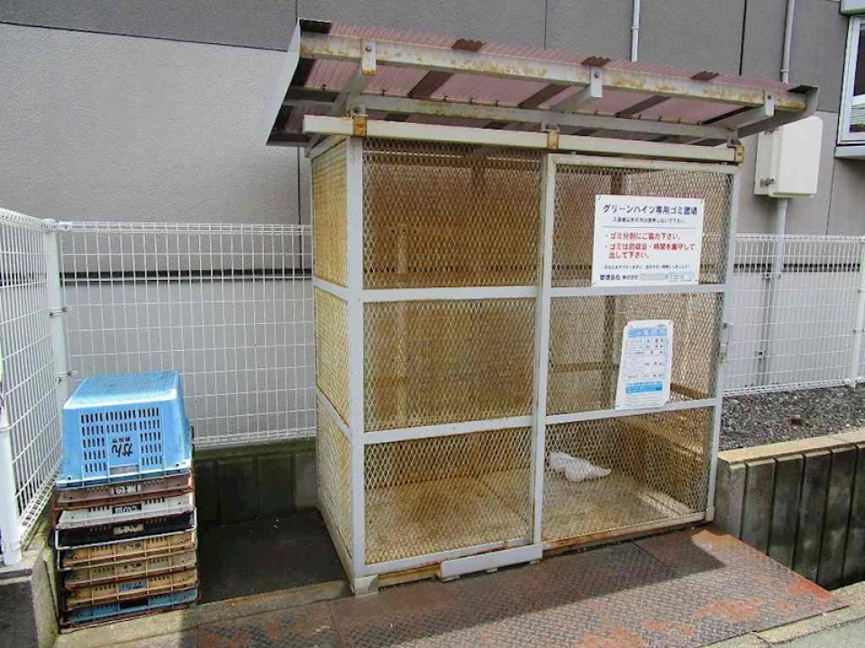敷地内ゴミ置き場