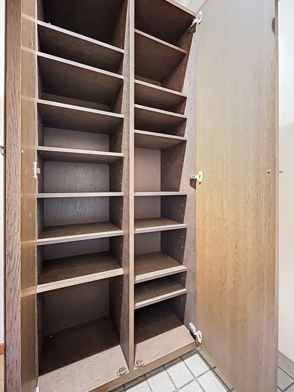 お気に入りの靴はこちらへ