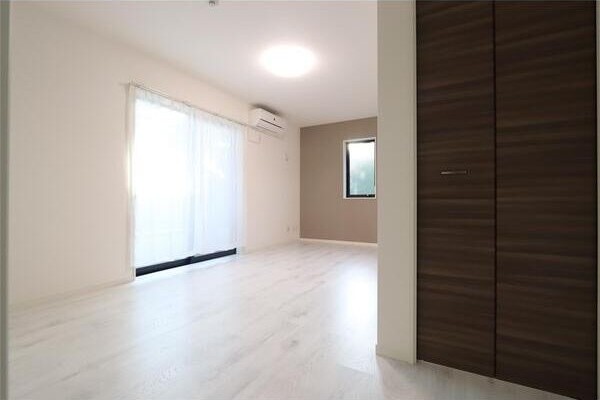 LDKは14帖と広々