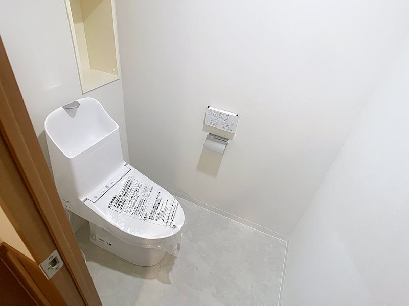 トイレはホテルですか？