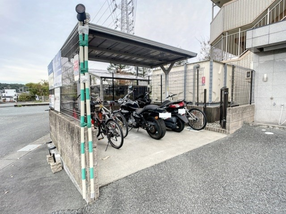 駐輪スペースあり