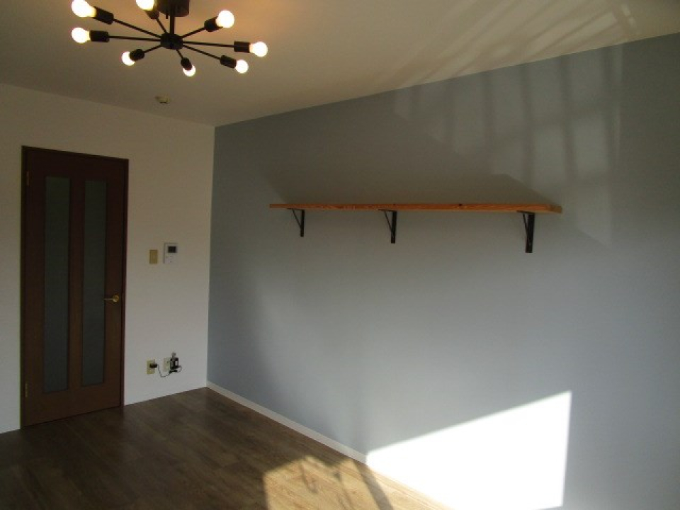 アクセントクロスの水色がいいね