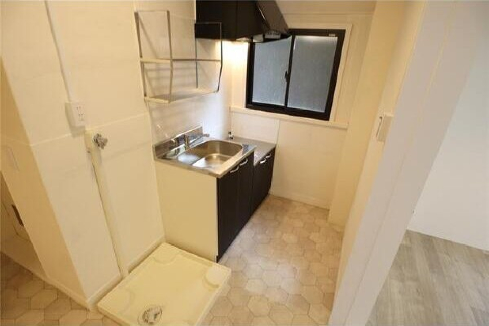 キッチンはこじんまり