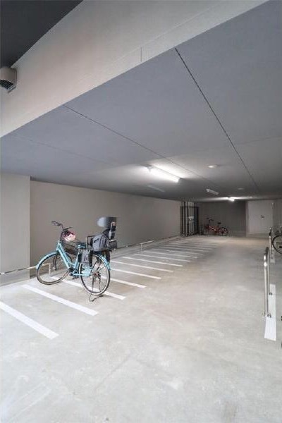 駐輪場も付いています