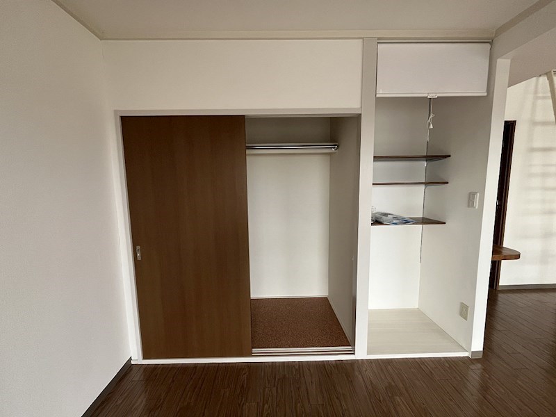 収納スペースつき