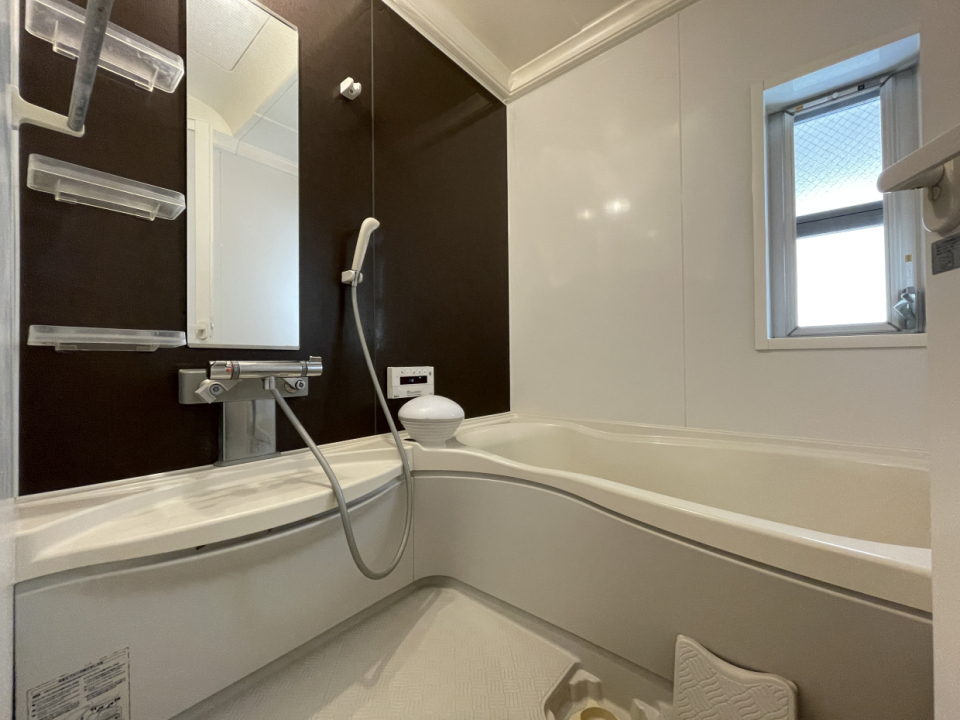 浴室もしっかりしてますね