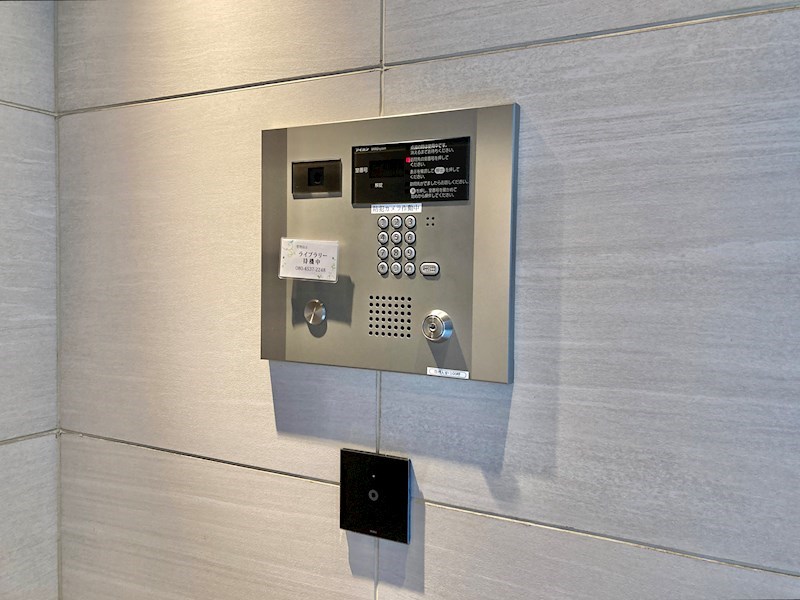 オートロックで安心ですね