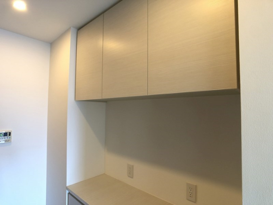 キッチン前の収納◎